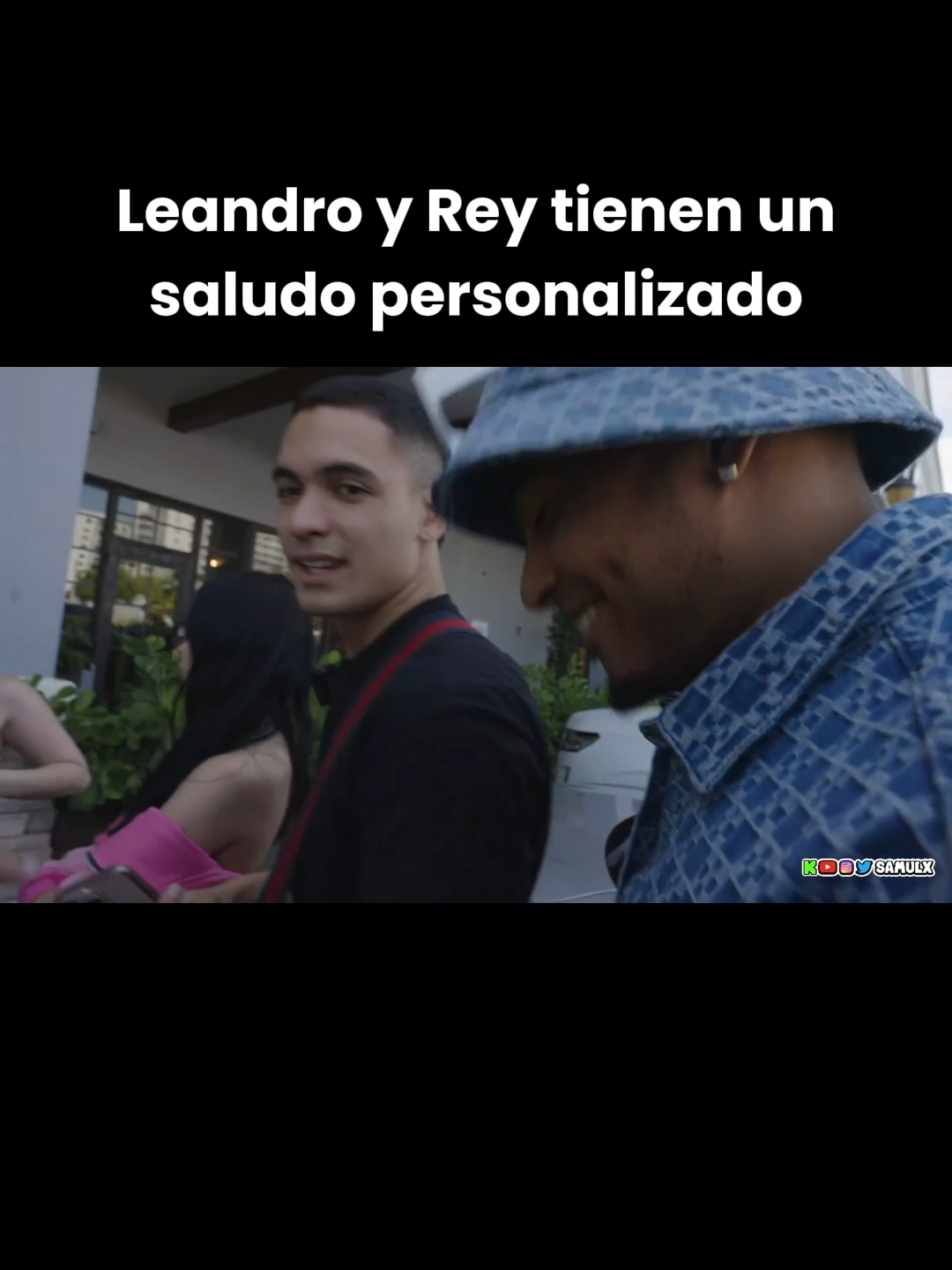Pero que es ese saludo jaja #lasapa #streams #clips #fyp #kick #greenscreen #risas #humor #leandroloaiza #lasapaaaaa #leandro #west #westcol #paratiiiiiiiiiiiiiiiiiiiiiiiiiiiiiii #elchanty #reydelacity #samulx #irl #miami #amarantavp