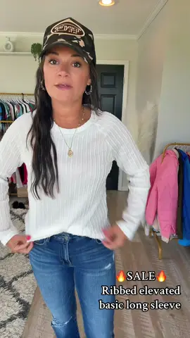 Ribbed long sleeve shirt 🔥 sale ends soon #tiktokshopcreatorpicks #tiktokshopbacktoschool #longsleeveshirt #fallfashion #casualoutfit #womensshirt 