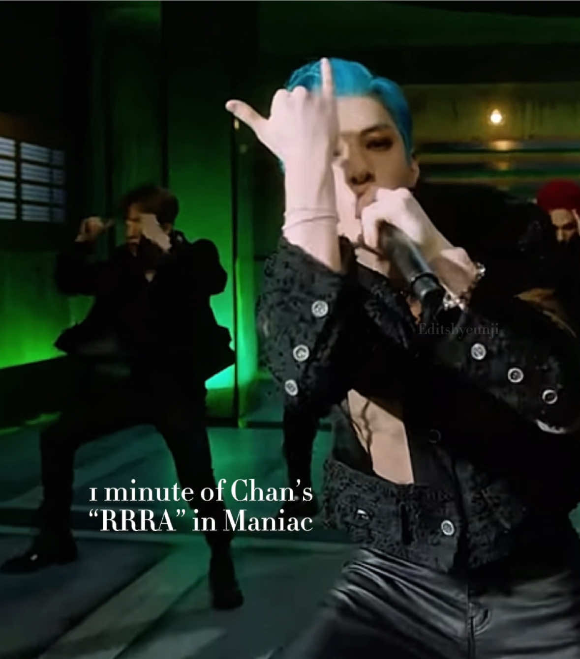 This part from Maniac is absolutely BRAIN SCRATCHING 🙏🙇🏻‍♀️ #fürdich #viral #skz #stay #straykids #bangchan #chrizztopher #channie #방찬 #maniac #RRRRA #wolfchan #🐺 
