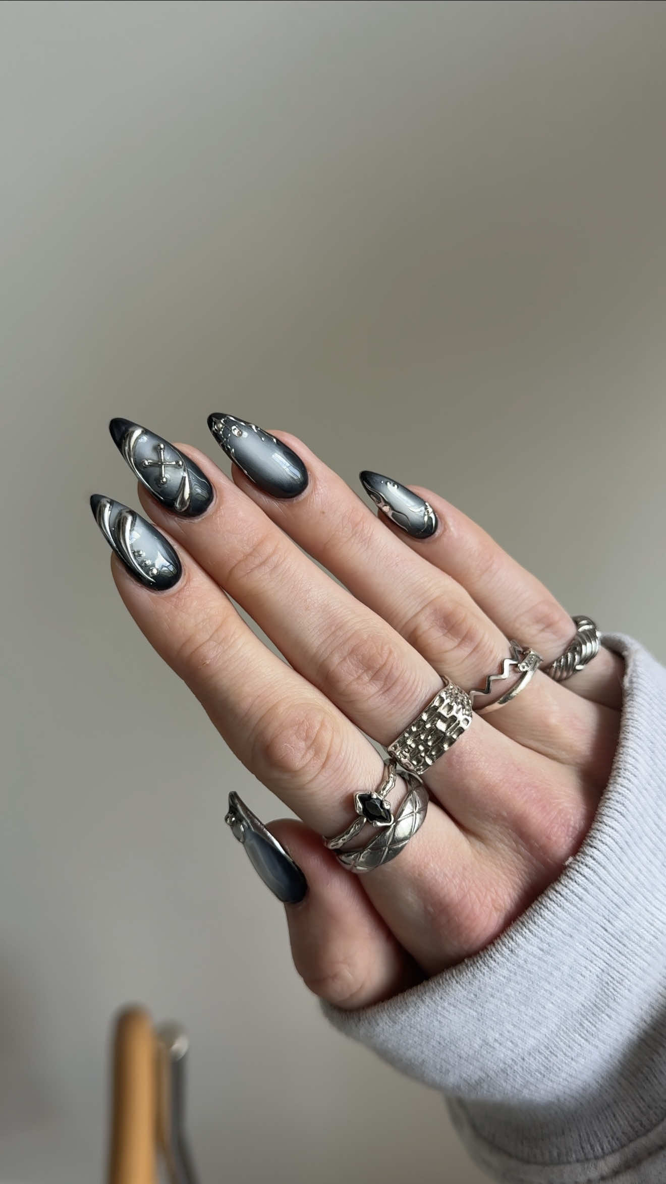 Probably my favorite nails to date. Bye.  #nails #nailinspo #nailart 