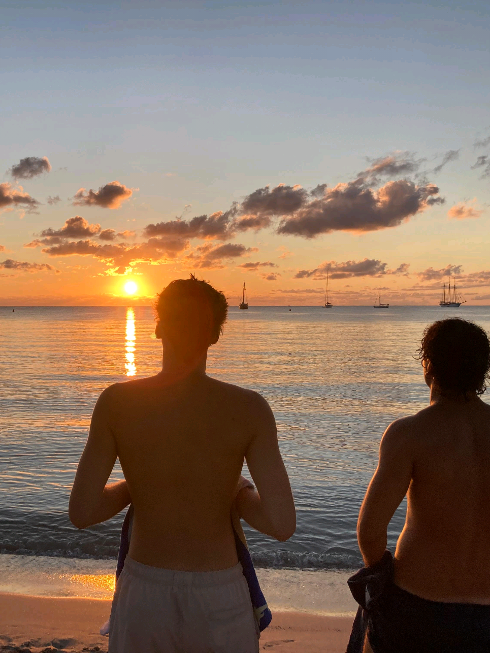 andare a guardare il alba é una life experience  #italia #fyp #sol #sun #sicily 
