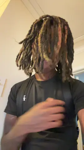 Follow my insta@staylo.jxyzo #dreadhead #pinkdreads #fyp