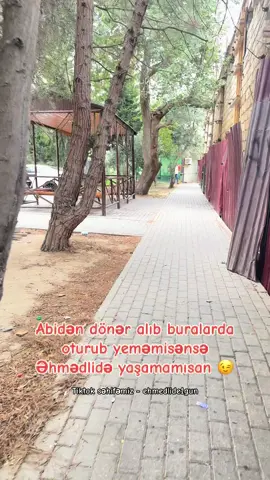 💬 Bu səhifəni təkcə mən yox, siz yaşadırsınız. Əhmədlini birlikdə göstərir, birlikdə yadda saxlayırıq. Bir bəyənmə, bir şərh, bir paylaşım — sizin dəstəyinizlə daha çox insana çatırıq. 🙏 Əgər bu səhifədə öz xatirələrini görürsənsə, dəstəyini əsirgəmə. Bir ❤️ və ya “mən də burda olmuşam” yazmağın kifayətdir. Şərhlərdə nəzakət və anlayış önəmlidir ..! #ehmedlide1gun #aztagram #destekol #bakupeople #sehifeyedestekolun 