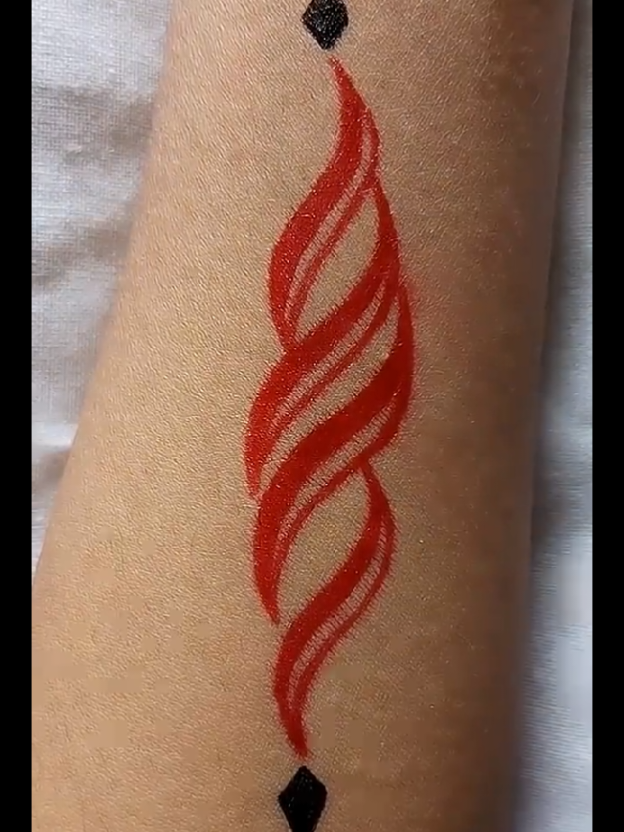 unique tattoo idea #fentysuperbrandday #artistkumresh #paviarts #redballtattoo #tattooartist 