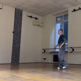 @DON’T TAP THE GLASS 