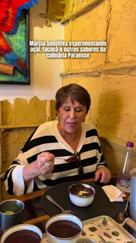 Hoje tivemos o prazer de receber a querida @Marcia Fernandes e sua equipe em nossa casa! Apresentamos o melhor da culinária paraense com muito orgulho: teve açaí, tacacá, bolinhos regionais, comidas típicas e todas aquelas delícias que um bom paraense ama. Márcia se encantou com os sabores e espalhou alegria pela casa. Gratidão pela visita tão especial, Márcia! Amanhã estaremos lá prestigiando sua palestra com o mesmo carinho. ❤️