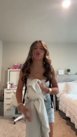 OOTD for the first day of school #OOTD #firstdayofschool #grwm #freshman #xyzbca 