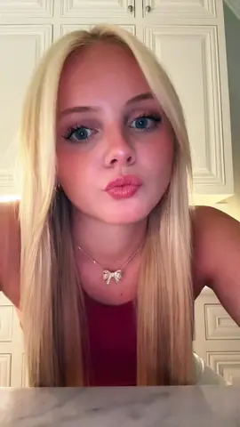 chat is this real #Summer #blonde #lululemon 
