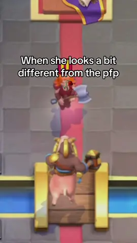 But then you lowkey like it and let her catch u 🤩#clashroyale #beserker #hogrider 