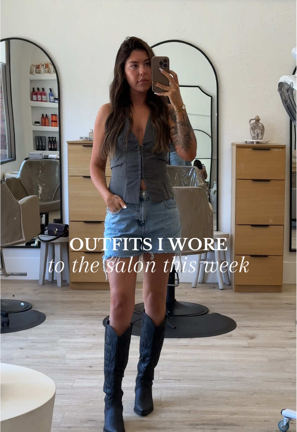 SALON OUTFITS OF THE WEEK 🫶🏼  #OOTD #hairstylistsoftiktok #outfitinspo 