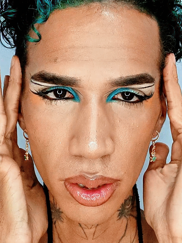 bombón 🫦 #makeup #ninelconde #fouryoupage #fypシ゚ 