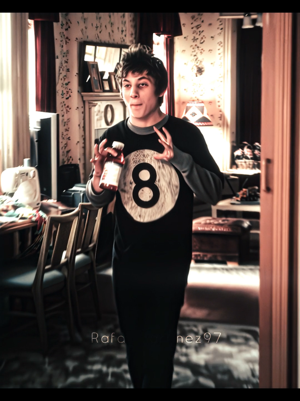 This show was good ( Quality settings in my bio ) // #lipgallagher #shameless #jeremyallenwhite #lipgallagheredit #shamelessedit #edit 