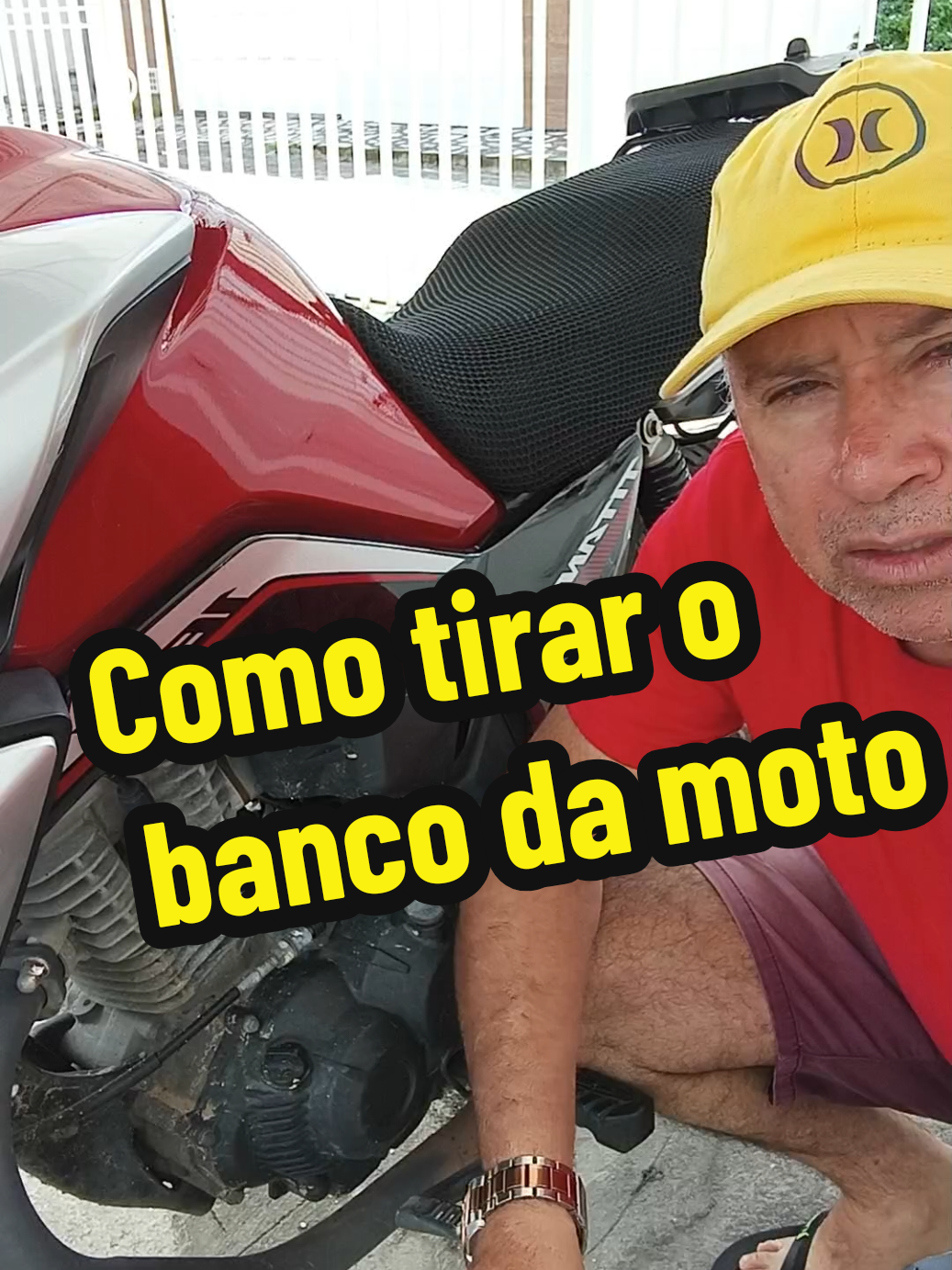 Como tirar o banco da moto. @Valter Morais #moto #motoboy #motociclista 