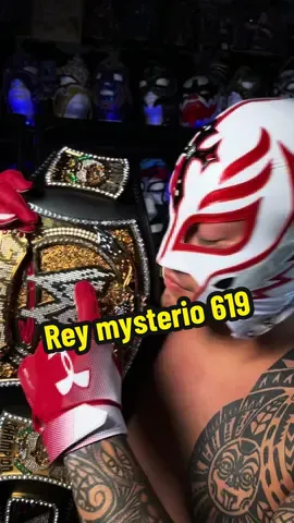Rey Mysterio cosplay #WWE #reymysterio #wwefan #foryoupage #nikkorodriguez #cosplay