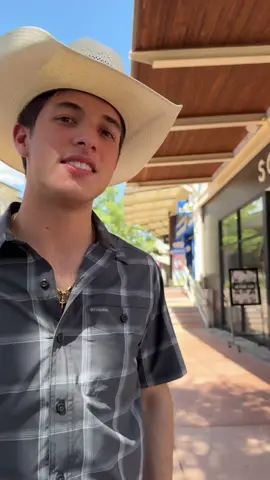 Si no les llena en rancho #cowboy #vacas #rancho #vaquero 