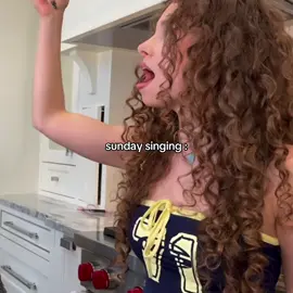 why did they all eat .. 🤩🤩 @sundaykalogeras @Eliana Kalogeras @demitrakalogeras #fyp #foryouuu #foryoupage #fyyyyyyy #kalogerassisters 