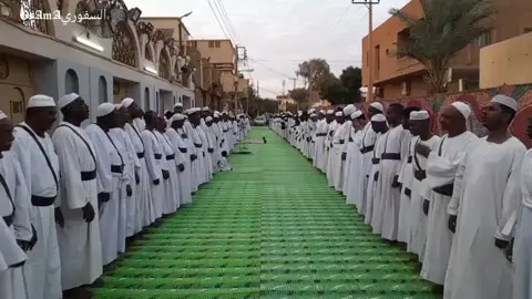 أسقني خمرا شعشعت في الكأس لا تغادرني أيها الشماس كلمات الشيخ قريب الله المادح الشيخ محمود ابراهيم الطريقه السمانيه الشيخ حسن الشيخ الفاتح قريب الله الشيخ محمد بن الشيخ حسن بن الشيخ الفاتح قريب الله #التصوف_معراج_السالكين_إلى_الله #مدائح  مدائح نبويه انشاد مديح المصطفى صلى الله عليه #الطريقه_السمانيه الطرق الصوفيه امدرمان ود نوباوي ودنباوي #ودالسفوري #الرياض_جده_مكه_الدمام_المدينه #السودان 