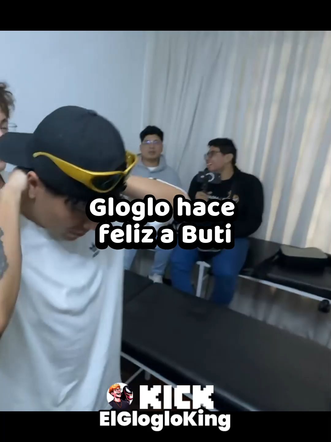 Gloglo saca conejo #glogloking #gloglo #buti #parati #foryou #kickperu #fyp #glogloclips