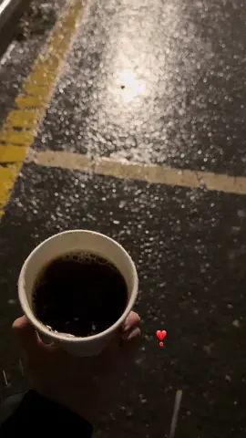 قهوه بطعم المطر 🩶 #اكسبلور #a #fyp 