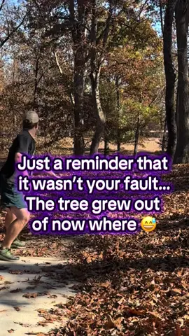 Trees come out of nowhere on my course. Do they on yours? #discgolf #disc #golf #frisbee #frolf #frisbeegolf #treenied #dexcomg7 #diabetes