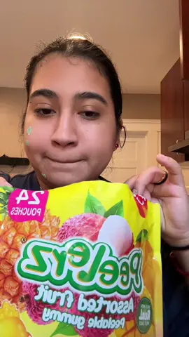 Una bolsa grande de la de lychi y una bolsa grande de mango eso necesito #gummies #gummygame #fyp #viral 