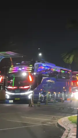 Nyaringg banget #bus #4youpageシ #xyzcba #official_kerten #4upageシ #solo24jam #fyppppppppppppppppppppppp #tiktokseleb #basuri #tiktokpelitfyp 