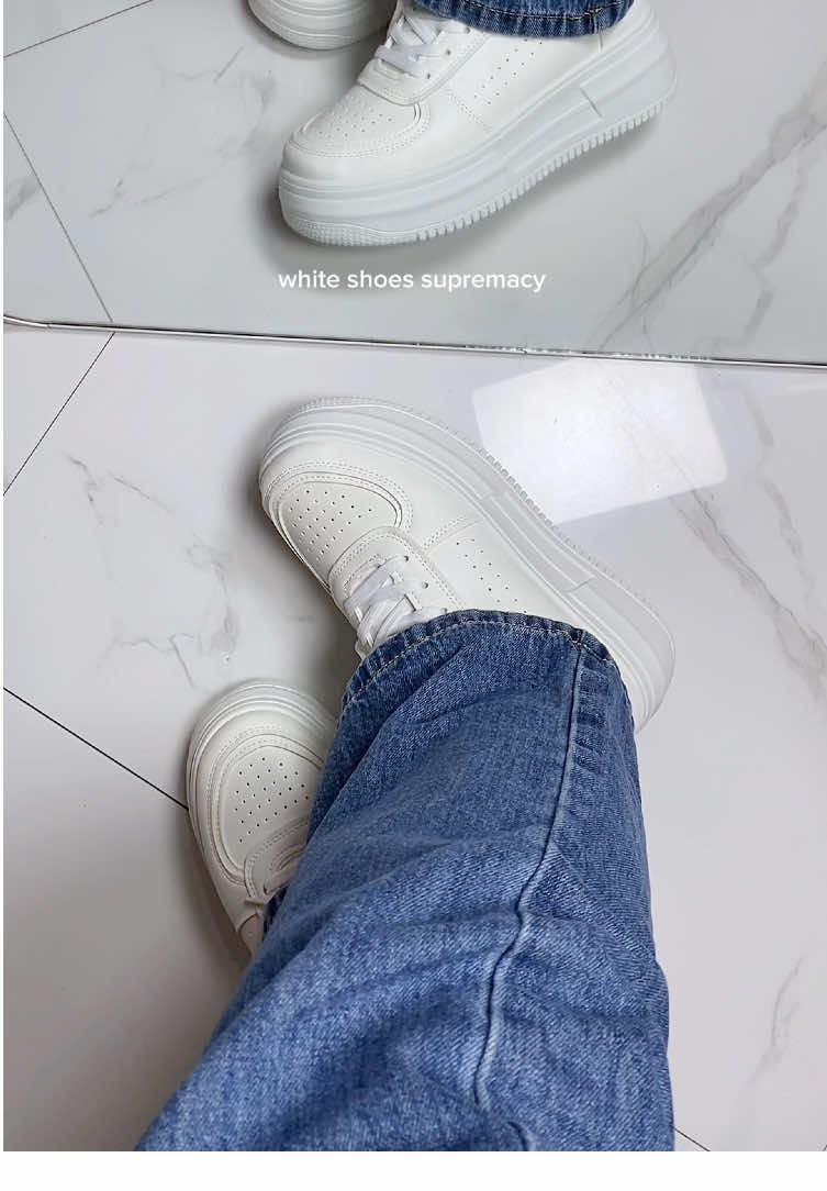 200+ lang to beb!! 👟🤍 #whiteshoes #whiteshoesrecommendation 