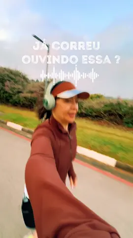 Pra entrar em flow 🧘‍♀️ #corrida #corridaderua #corredores #Running #RunningManOnTikTok #run 