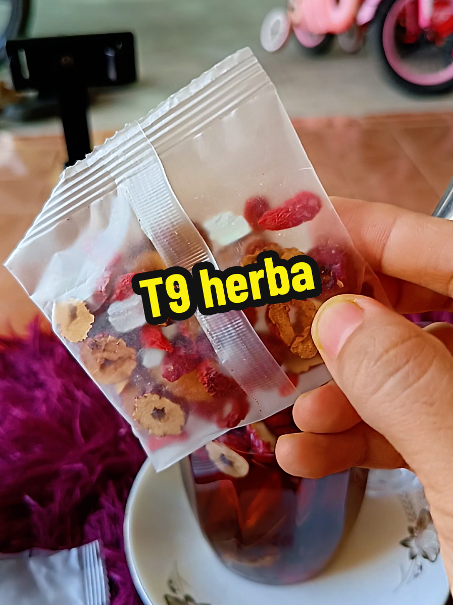 🌸 Teh Ginseng 5 Harta T9 – Gabungan herba terpilih & bunga organik.  sesuai untuk amalan harian. 🌿☕ Nikmati kebaikan alam dalam setiap tegukan! #tehginseng5harta #minumansihat  #herbaltea  #tehorganik  #tealovers  #bungaherba  #TehBunga  #minumantradisional  #kebaikanalami  #teht9 
