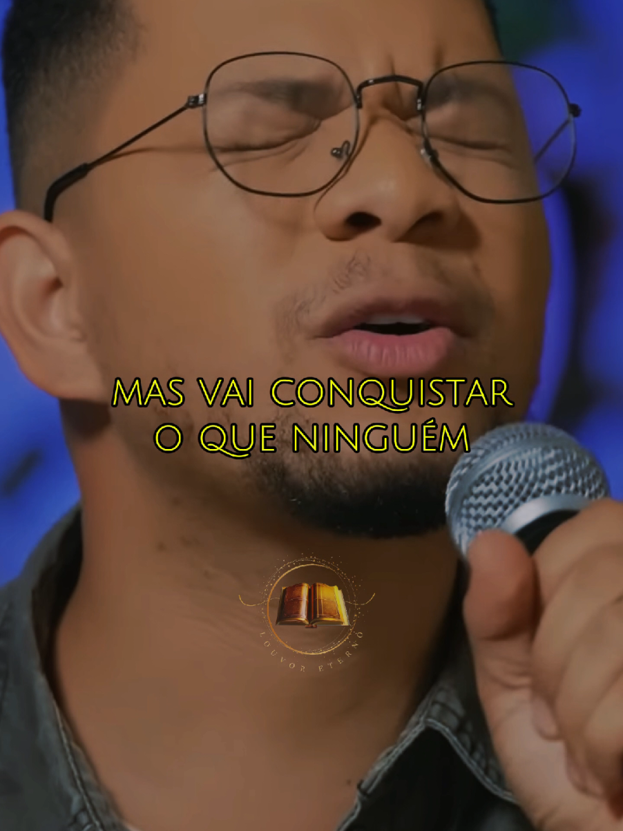 Mas vai conquistar o que ninguém !! . #musicagospel #gospel #louvor #statusgospel #louvoresevangelicos #lyrics #status 