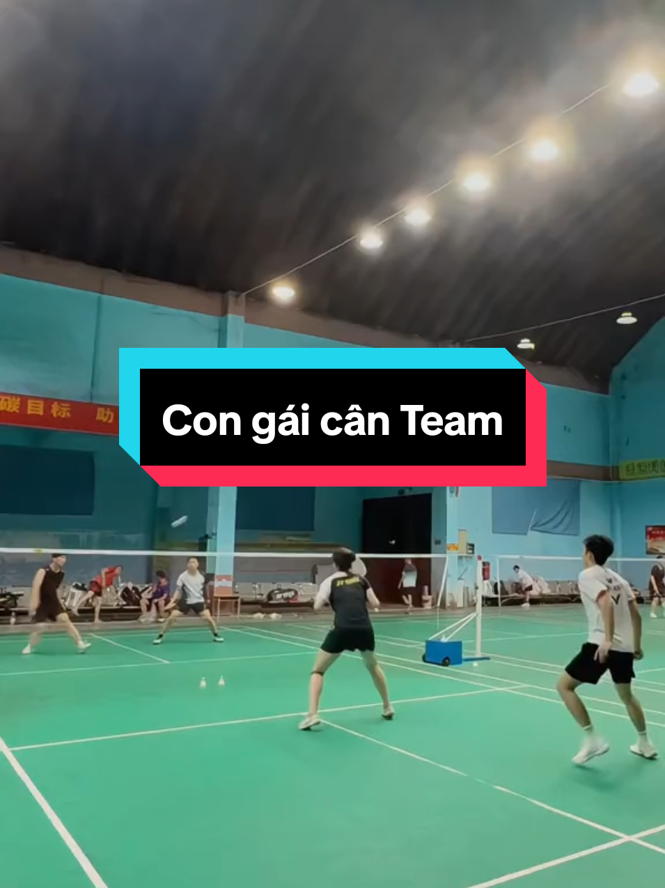 Ai bảo con gái không cân được Team thì vào đây #caulong #caulong88 #badminton #kythuatcaulong #haihuoccaulong #danhdoicaulong 