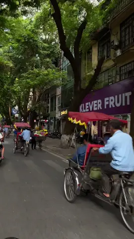 Mùa thu Hà Nội thật đẹp , vậy mà không có em ở đây.., #hanoi #thuhanoi 