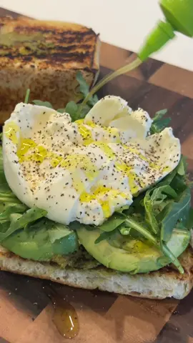 A Ciabatta Sandwich - with Burrata edition 🤍💚 my Summer go to !!! #sandwich #sandwiches #sandwichtiktok #healthyrecipes #food 