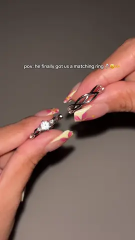 couple promise ring 👩‍❤️‍💋‍👨💍 #couplering #promisering #matchingring #fyp #trending 
