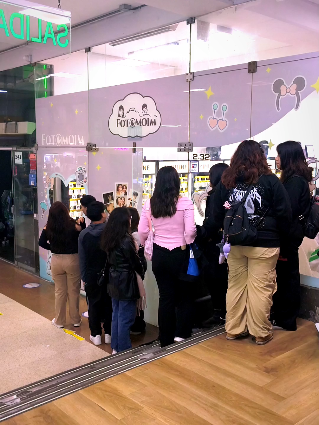 Fotomoim en Lima #kpop #kpopperu #limaperu #arenalesplaza 