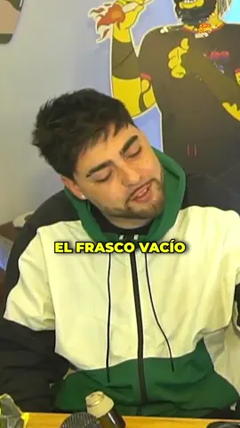 Que momento el fondo de frasco… 😂🍕🍾💨 #pizzaconchampan #parati #fyp 