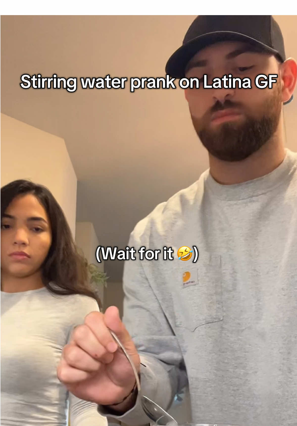 Why are you steering 🛞 the water?! 🗣️#latina #couplecomedy #español #couplegoals #lebanese 