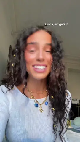 on my way to see Olivia rnnnn. Freaking out 