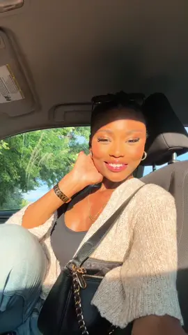 “At least i look cute tho” (jsp pk je pars vite sorry) #seonasarah #fyp #mtl