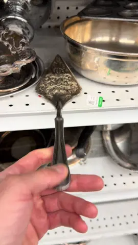 a beautiful trowel from the 19th century#recycle #goodwill #asmr #thriftstore #CrazyClean 