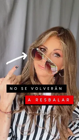 Si usas lentes y vives empujándotelos porque se resbalan todo el tiempo… prueba esto. Solo necesitas una pistola de silicón (¡sí, la de manualidades!). Se lo pones a las patitas y listo: ¡ni se sienten y dejan de resbalarse! 👓 ¿A ti también te pasa? #HackDeLentes #TrucoCasero #DIY #NoMásLentesResbalosos #LentesTips #LifeHack #HechoEnCasa