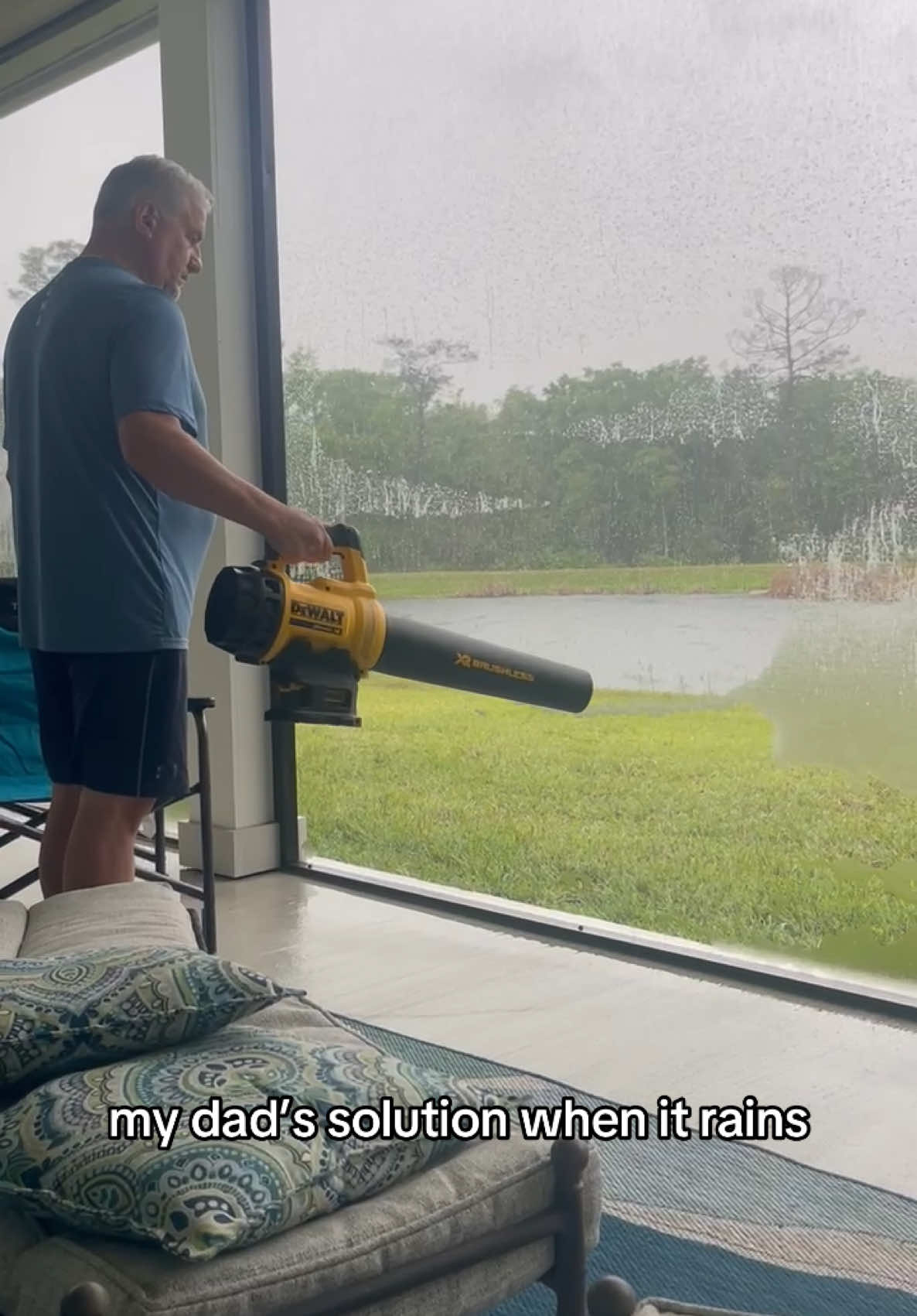 genius really #leafblower #florida #dad #floridaman #rain 