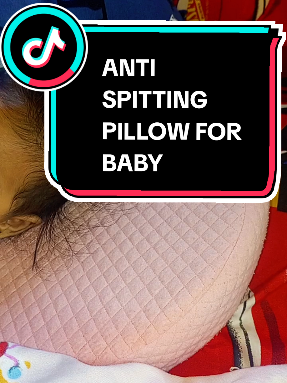 HIRAP talaga ako mag padede nung bagong anak ako di ako masyado makatayo nakahiga lang dahil masakit pa ang sugat, madalas lumungan si BABy Kasi mababa yung unan nya,, ito yung unan na naka angat ang head nya kaya di na din hirap magpadede  #antispittingmilkpillowforbaby #antispittingpillow #feedingpillow #breastfeedingpillow #babyessentials 