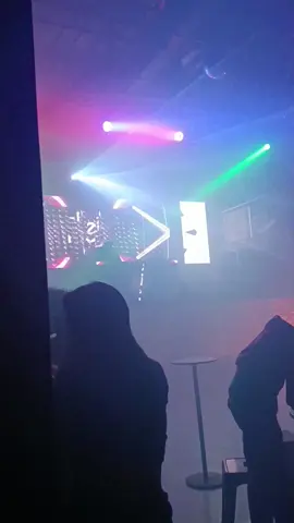 at divers club 🍻#fyp 