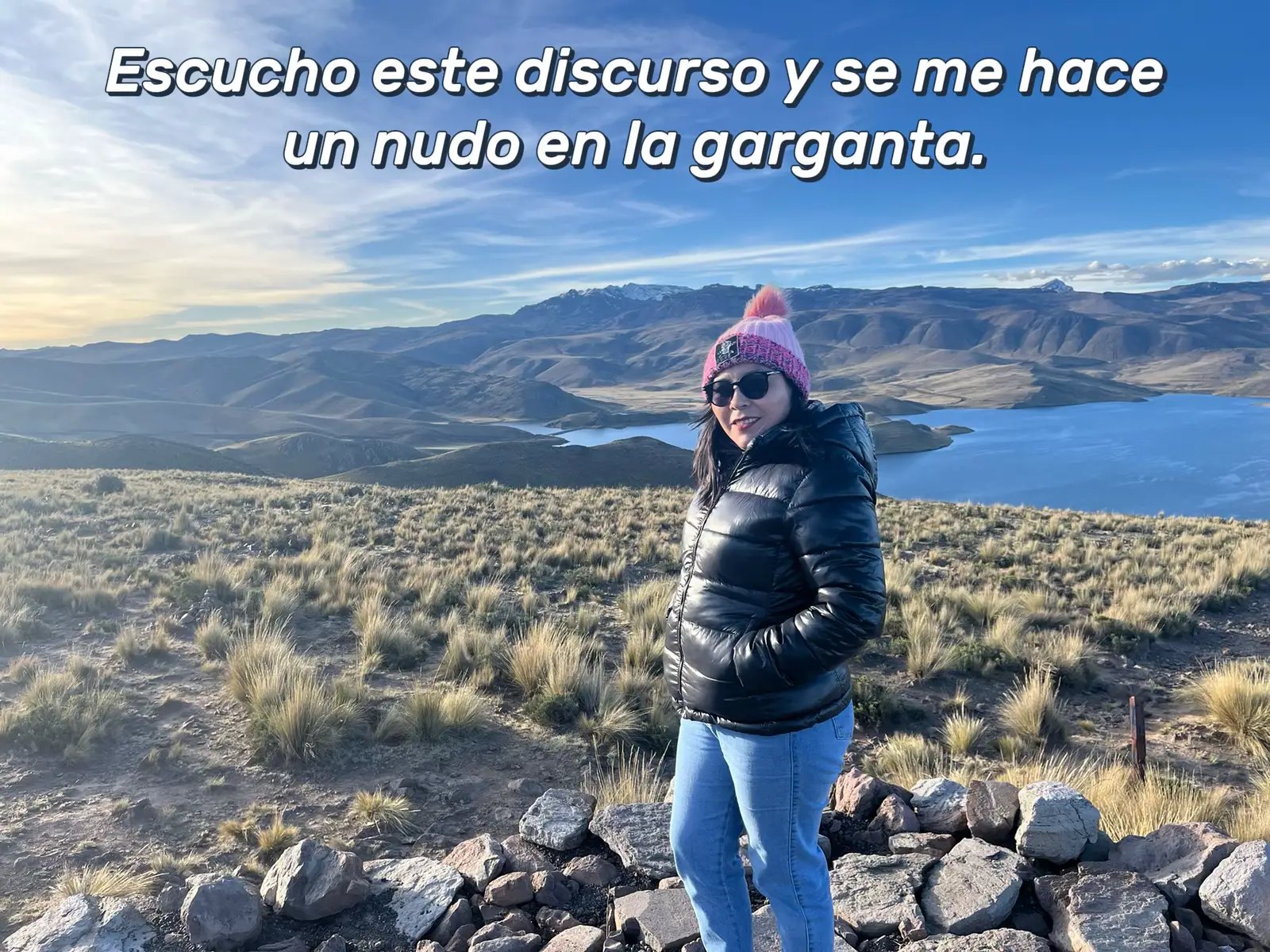 Ser peruano hoy es vivir entre la belleza de una tierra generosa y la frustración de una política que no parece estar a su altura. A veces uno mira al país con orgullo por todo lo que somos, nuestra historia, nuestra cultura, nuestra gente trabajadora y al mismo tiempo con un nudo en la garganta por lo que podríamos ser y no somos, justamente por quienes nos gobiernan!  #betssychavez #libertadparabetsychávez 
