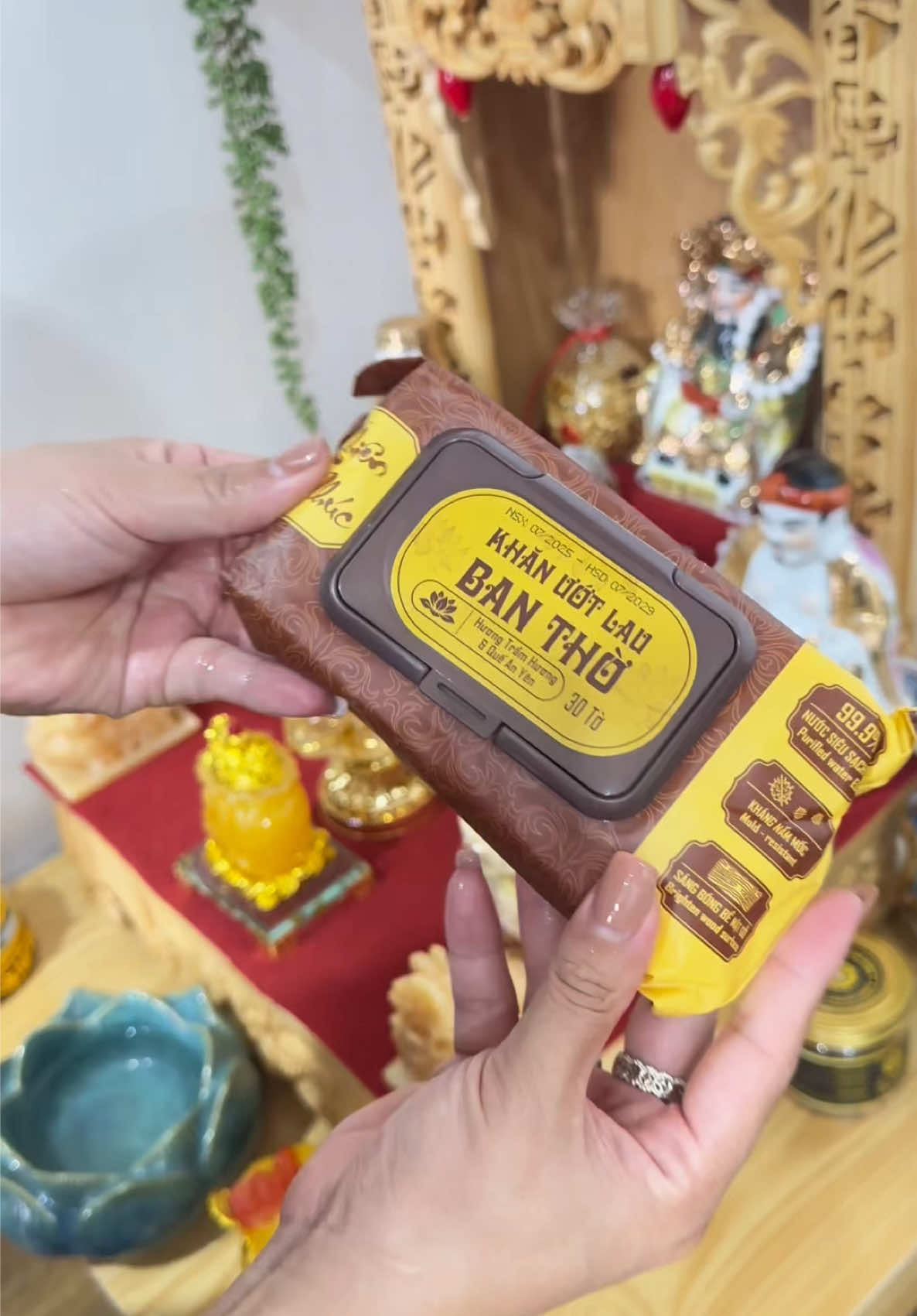 Khăn lau bao sái bàn thờ dành cho mọi gia đình nè 