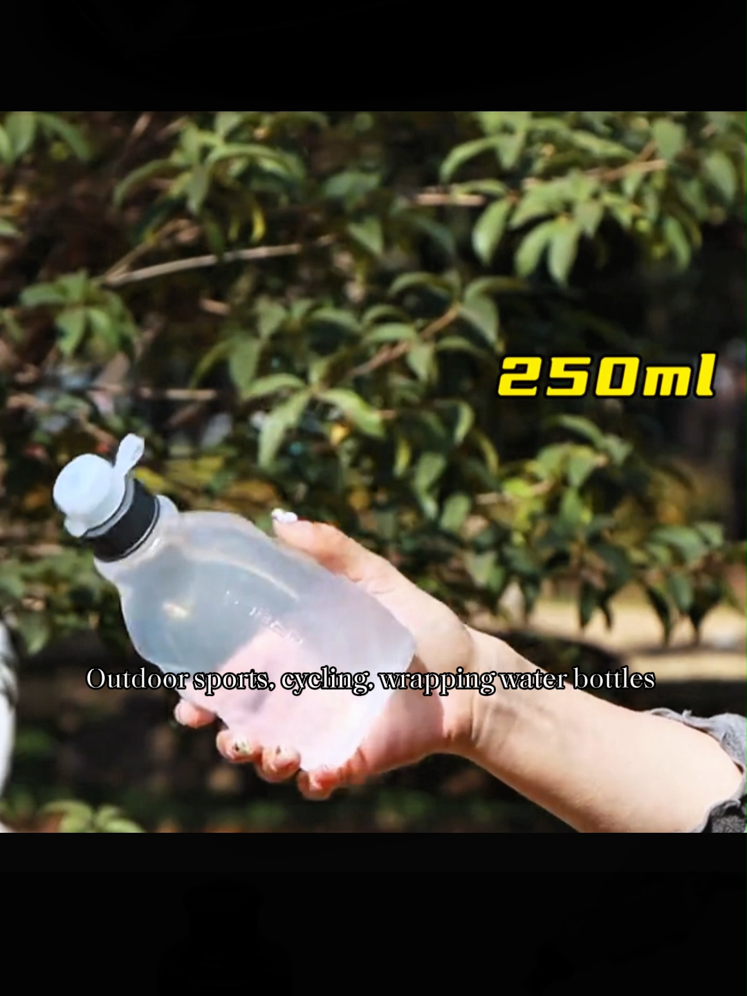 280ML Sports Water Bottle Hand-held Plastic Running Water Bottle for Cycling Belt Waist Bag Outdoor Sports#Wristwaterbottle#Outdoorsportswaterbottle#Plasticrunningwaterbottle
