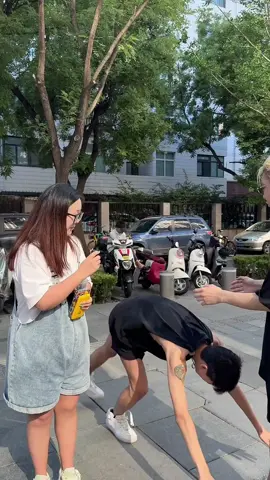 #搞笑 #街頭採訪 