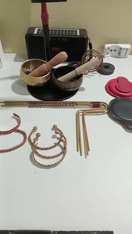 tecnica con pulceŕas de cobre para obtener energia saludable atraves del cobre