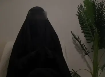 تكلمت وأنا أتذكر اول خطوة وادري  إن في كثير محتارين فقلت يمكن يكون هالكلام سبب خير لكم 🤍#foryou #fyp #بدون_موسيقي #الاسلام #الحجاب #النقاب #جازان #بيشة 